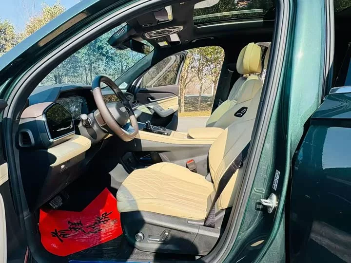 Geely Xingyue L