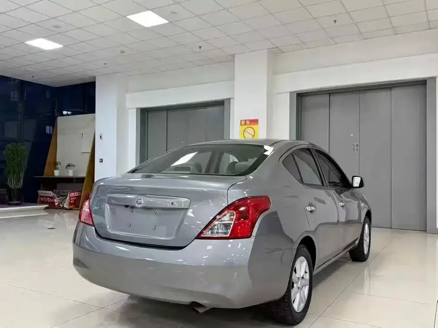 Nissan Sunny