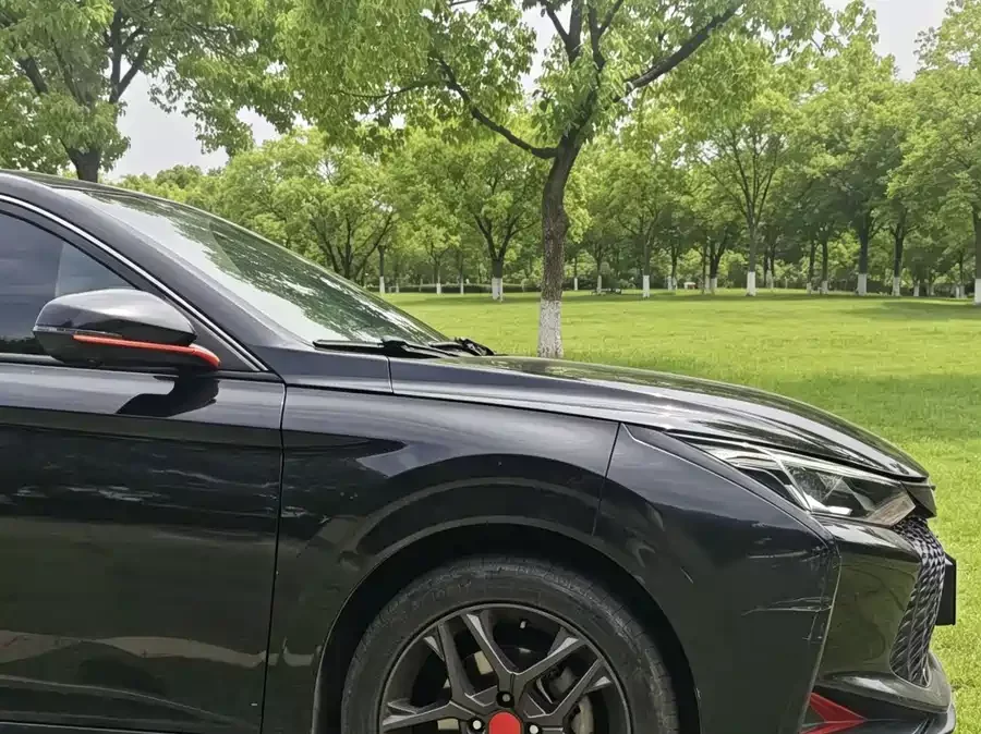 Dongfeng Yixuan