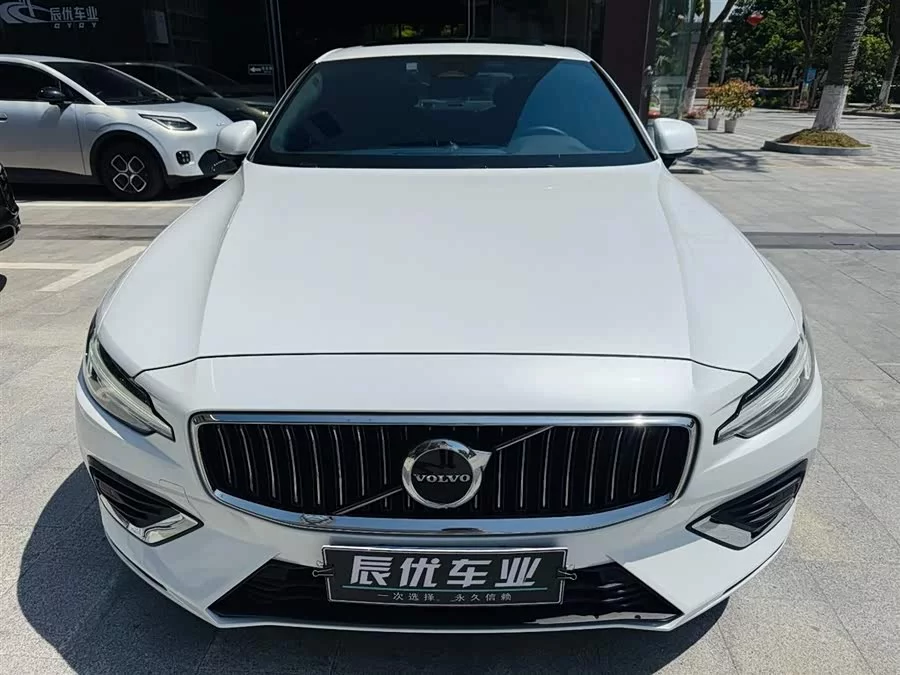 Volvo S60