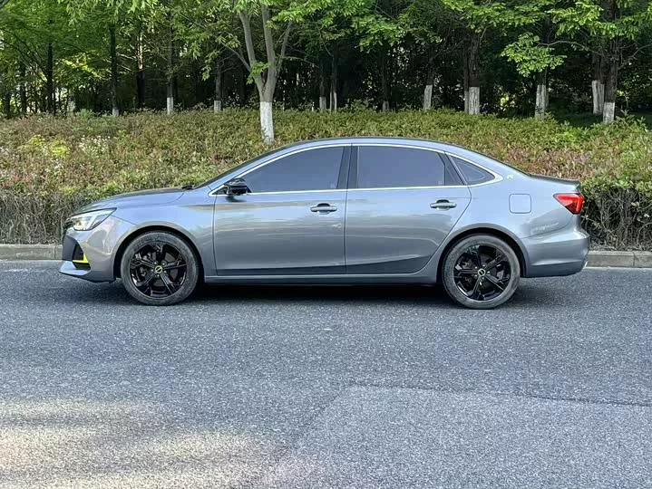 Roewe i6 MAX