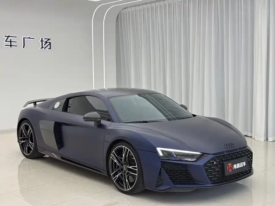 Audi R8