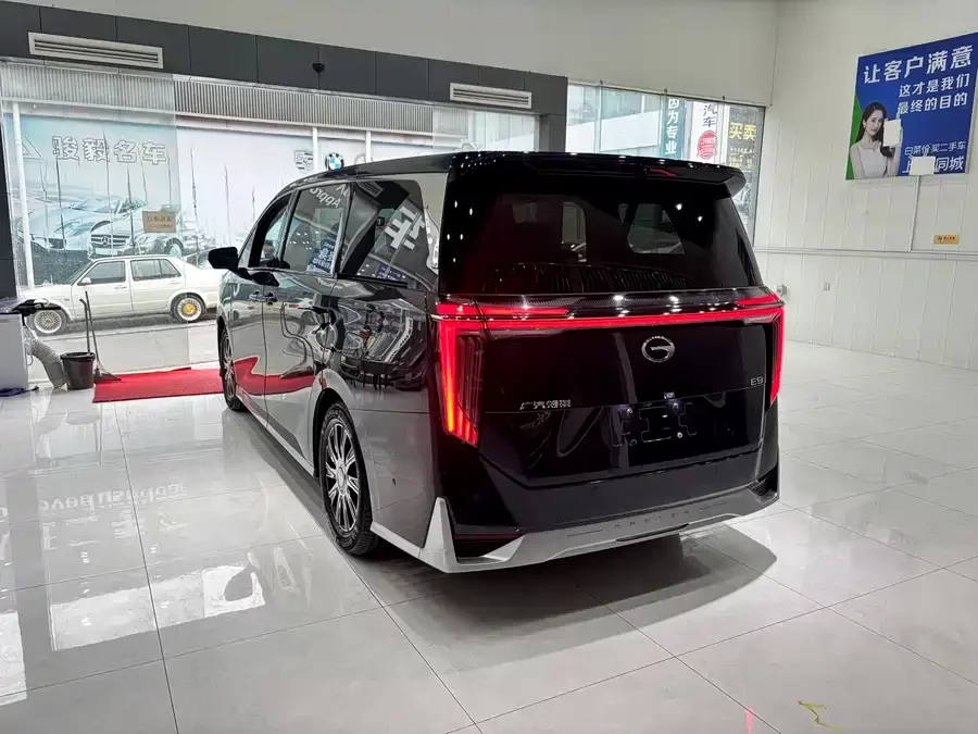 GAC Trumpchi E9