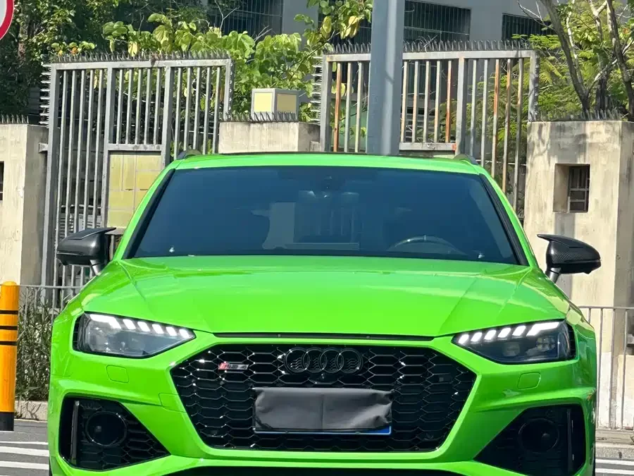 Audi RS 4