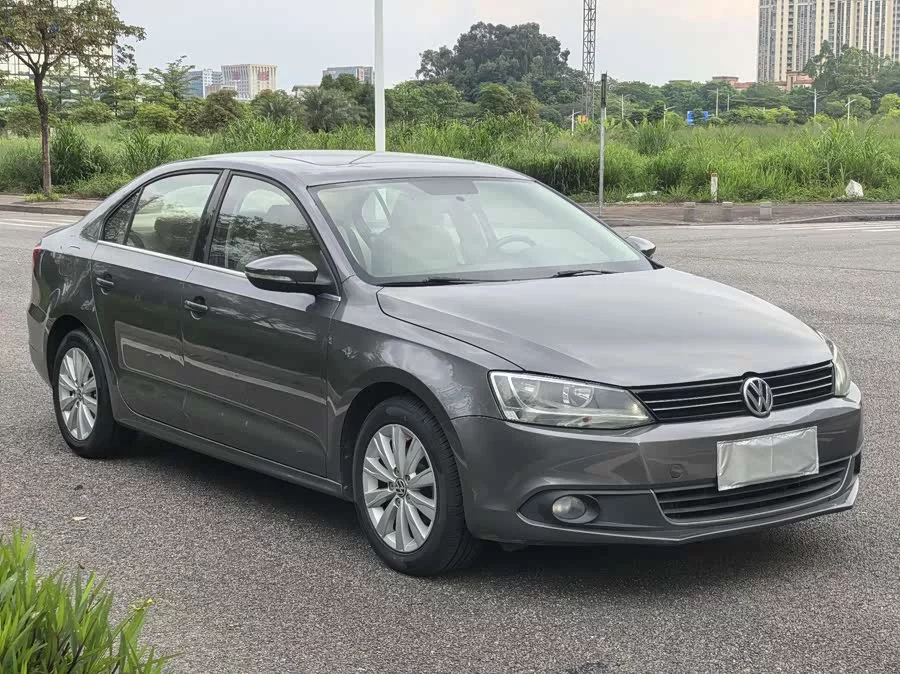 Volkswagen Sagitar