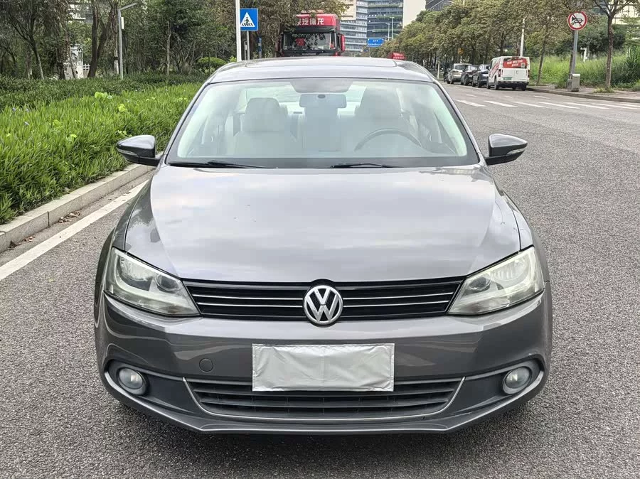 Volkswagen Sagitar