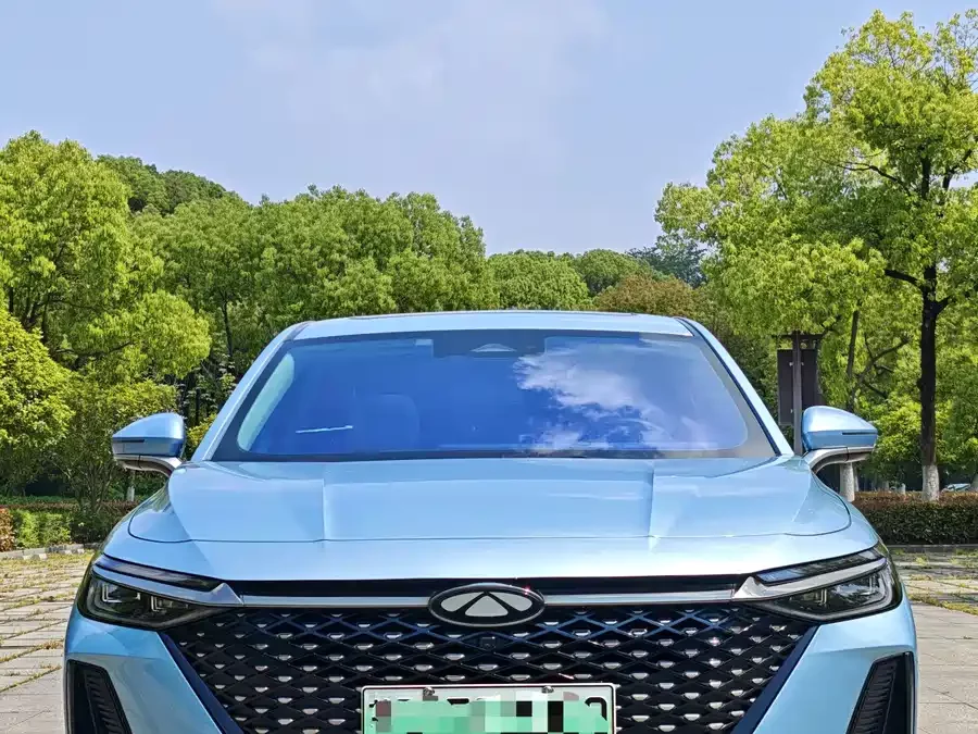 Chery Fengyun A8