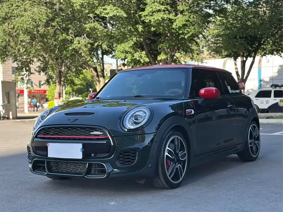 MINI JCW
