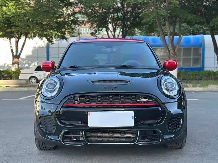MINI JCW