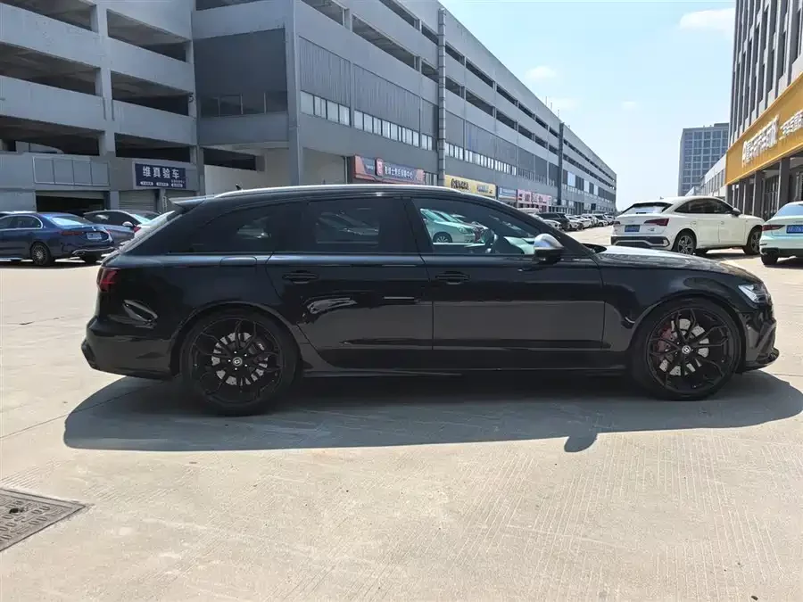 Audi RS 6