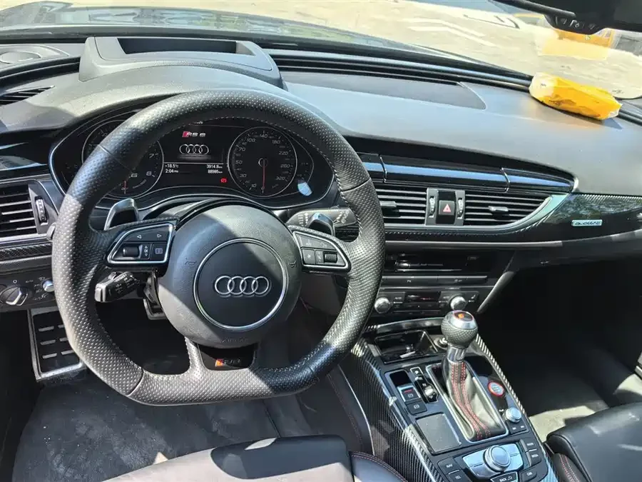 Audi RS 6