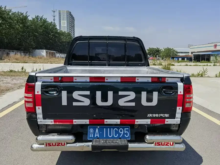 Isuzu Pickup