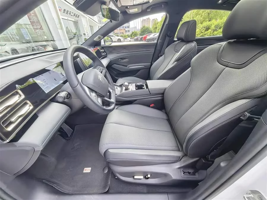 BYD Qin L