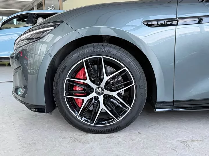 BYD Han L