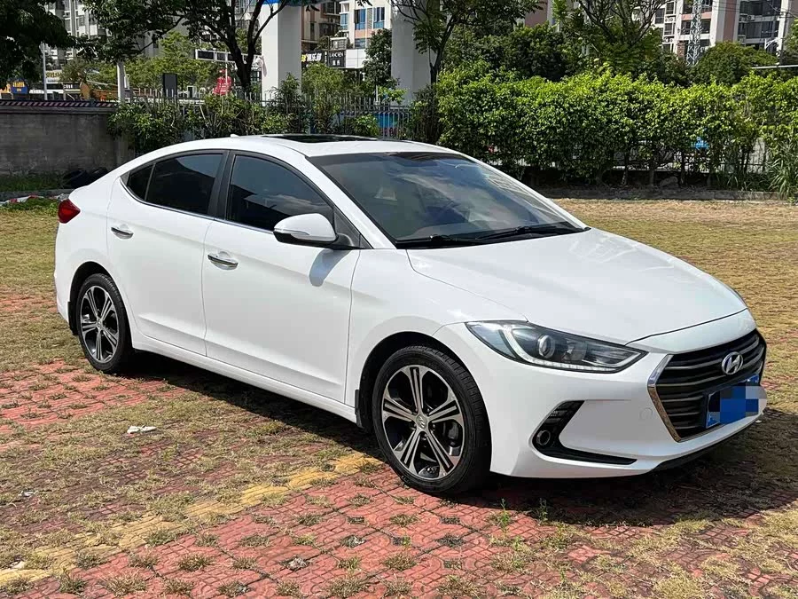 Hyundai elantra