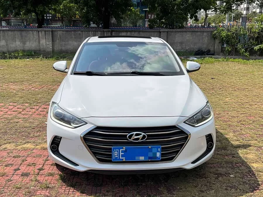 Hyundai elantra