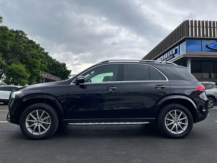 Mercedes-Benz GLE (Imported)