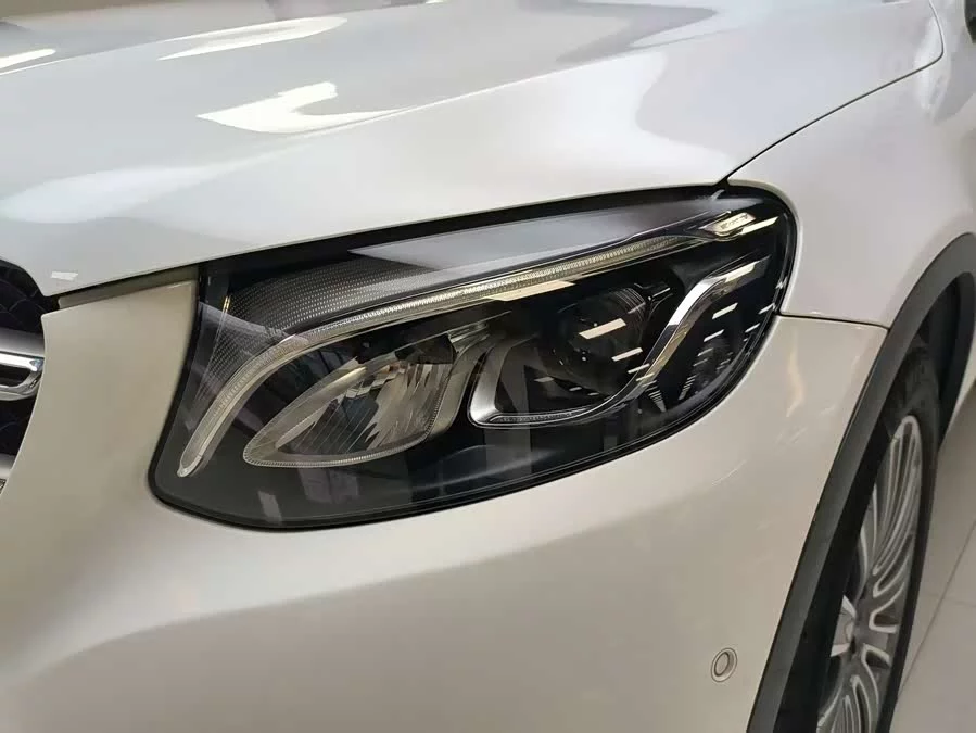 Mercedes Benz GLC