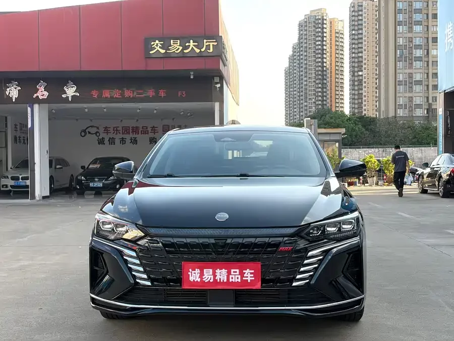 Dongfeng Yixuan MAX