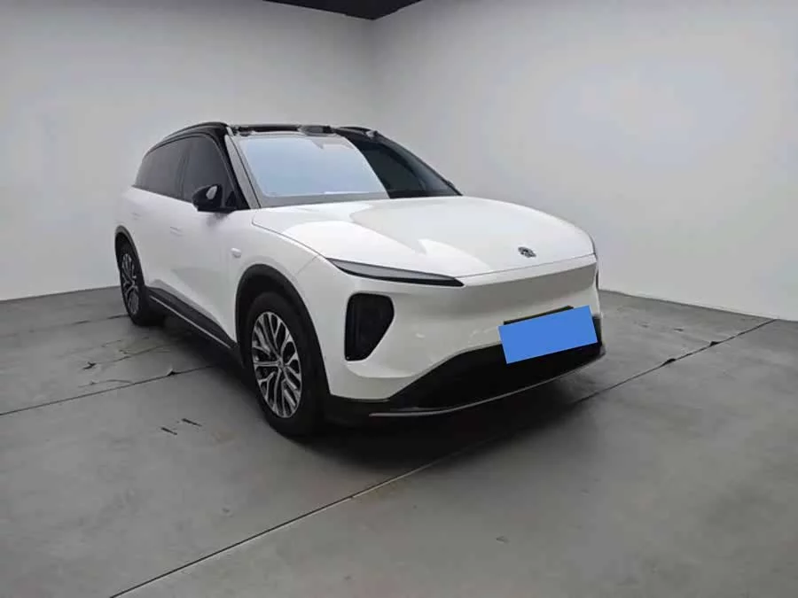 NIO ES6