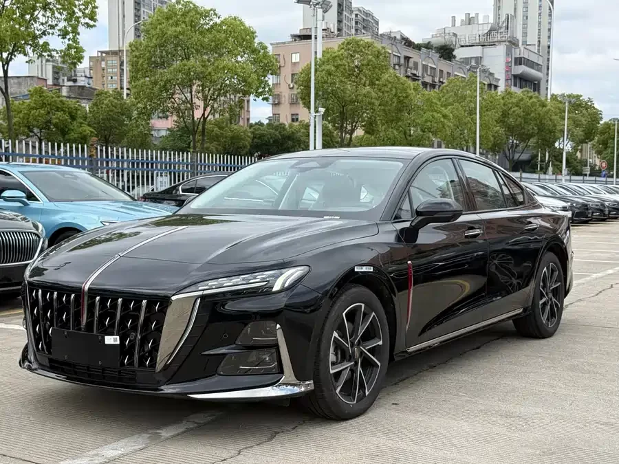 Hongqi H6