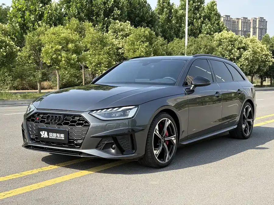 Audi S4