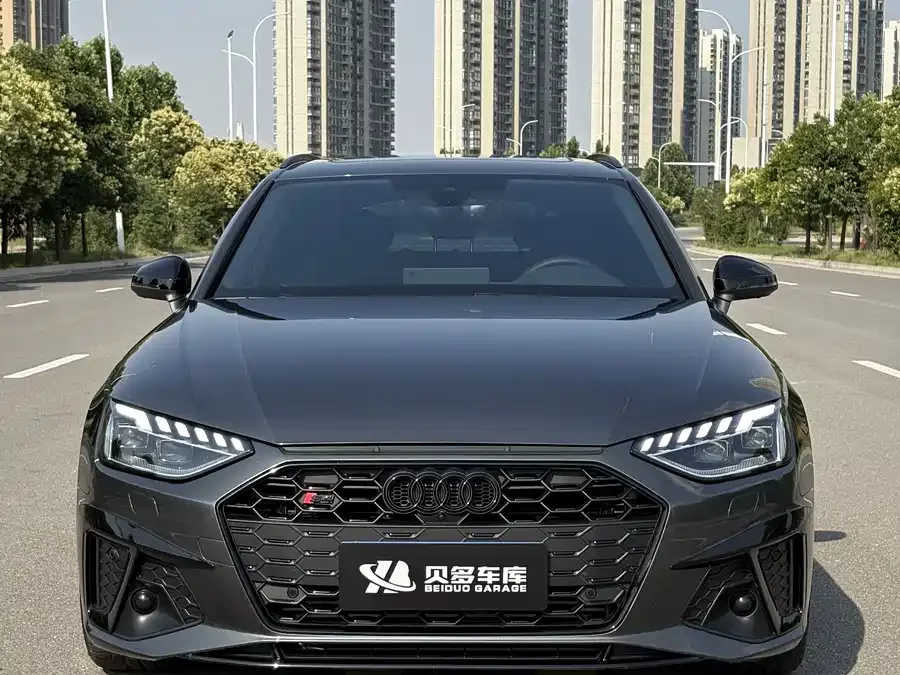 Audi S4