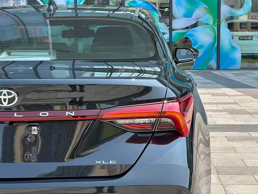 Toyota Avalon