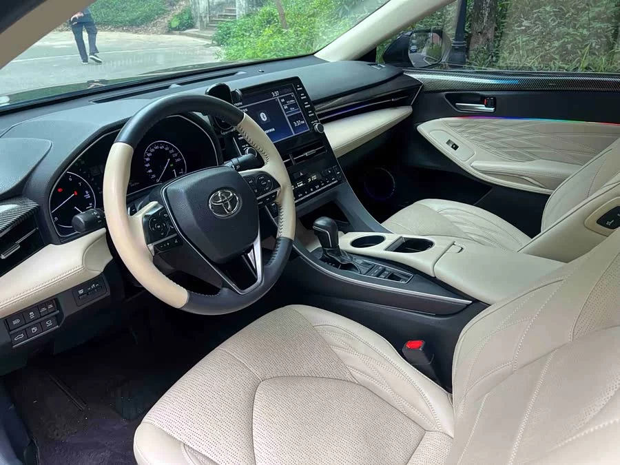 Toyota Avalon