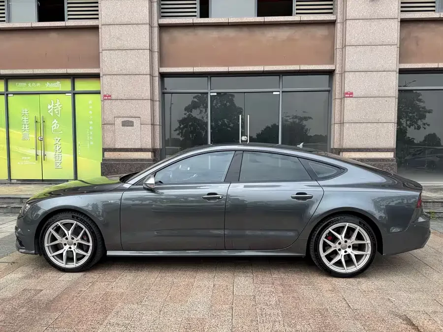 Audi S7