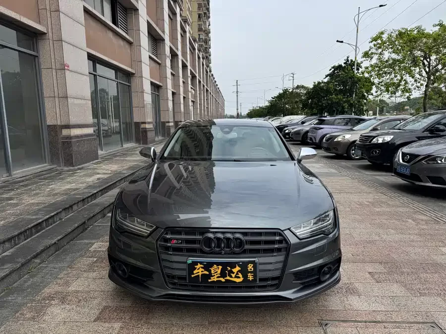Audi S7