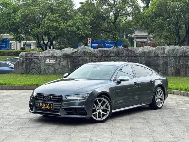 Audi S7