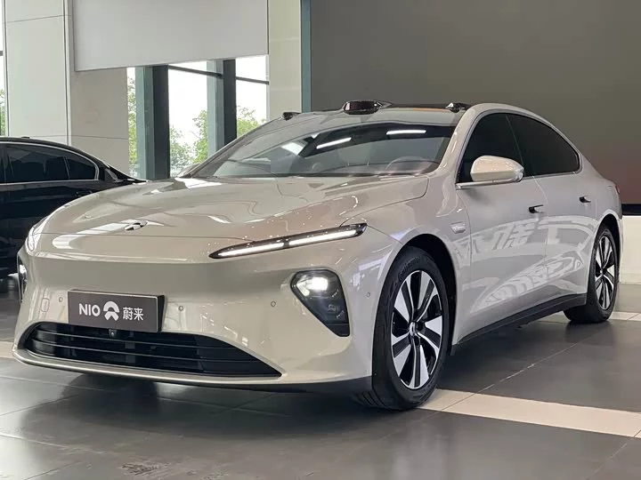 NIO ET7