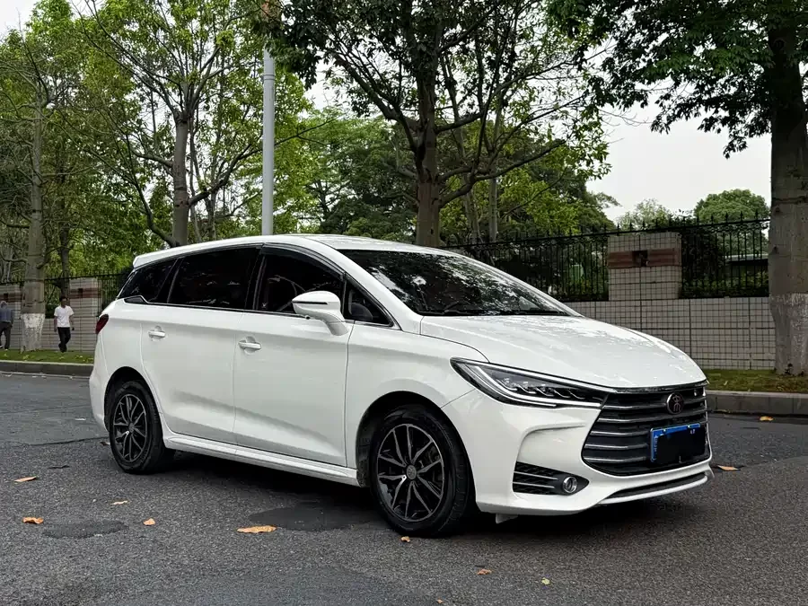 BYD Song MAX