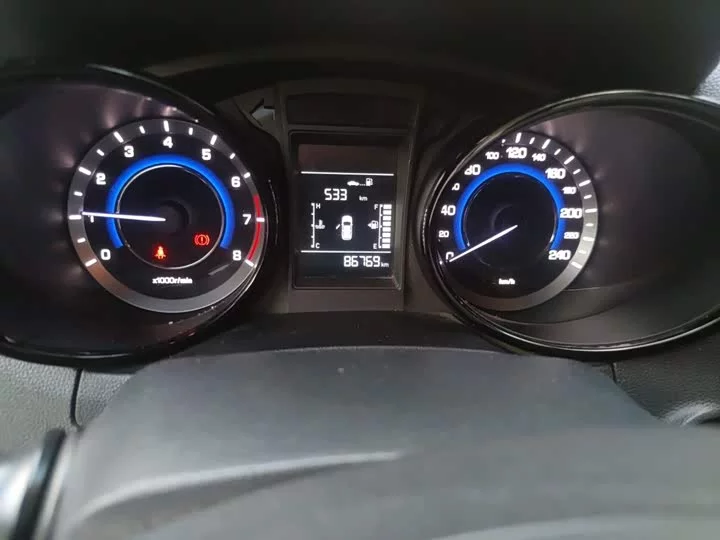 Changan CS15