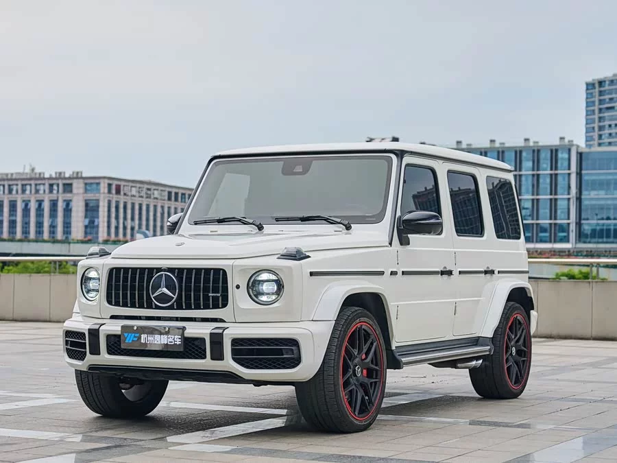 Mercedes Benz G-rated