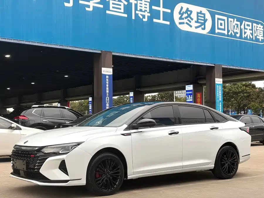 Dongfeng Yixuan MAX