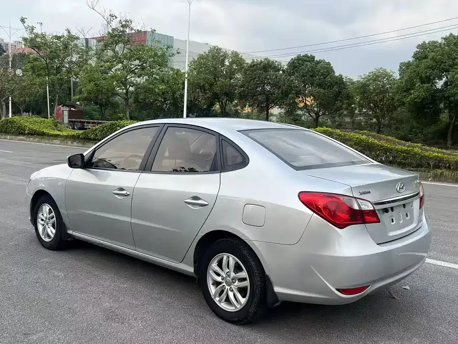 Hyundai Elantra / Celesta
