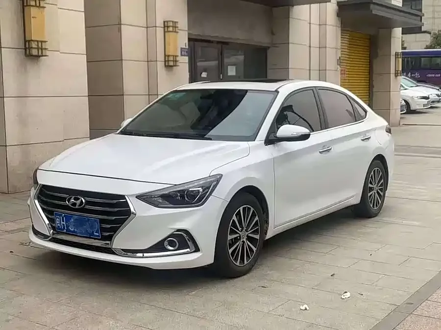 Hyundai Elantra / Celesta