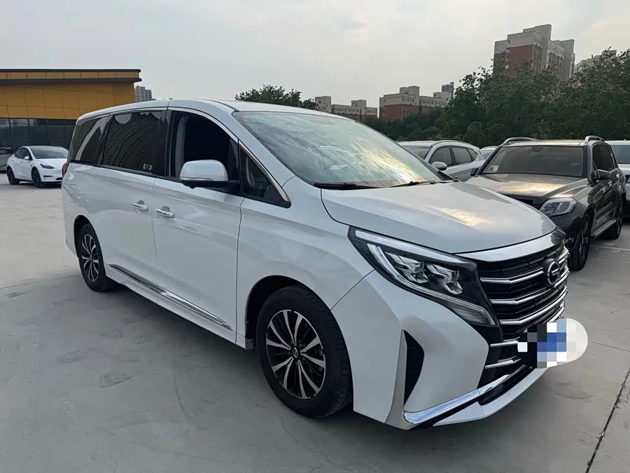 GAC Trumpchi M8