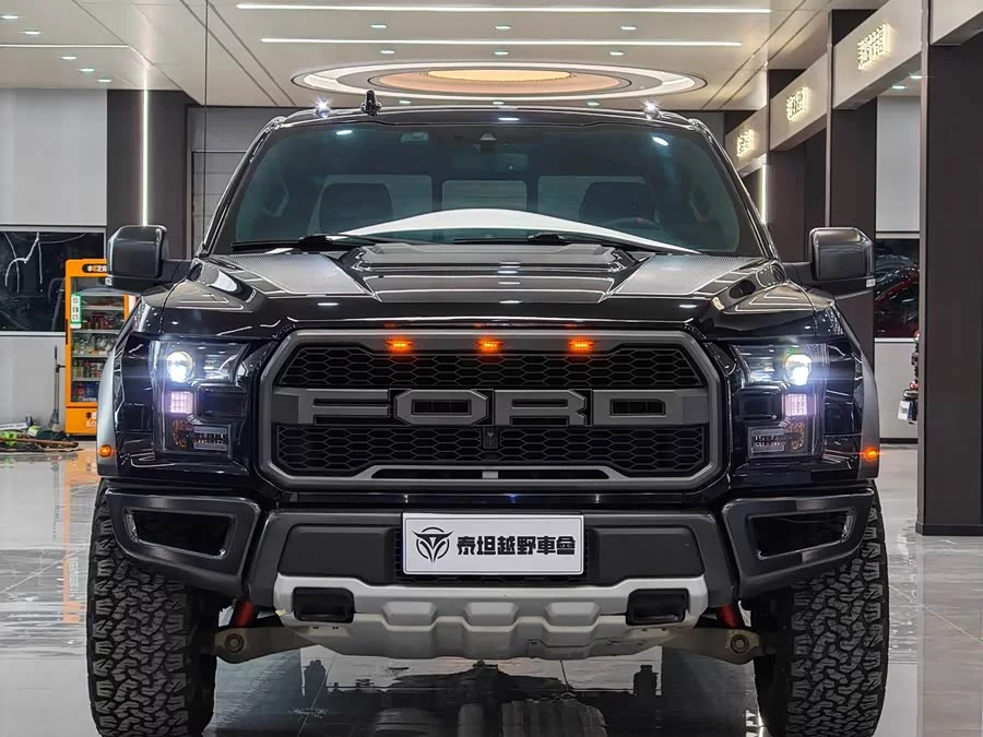 Ford F-150 Raptor