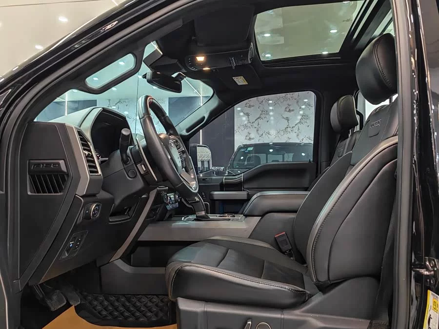Ford F-150 Raptor
