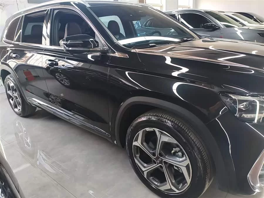 Geely Xingyue L