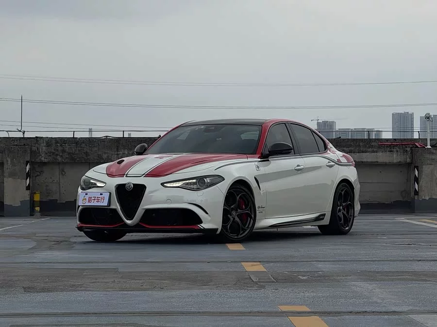 Alfa Romeo Giulia