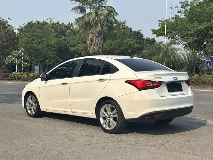 Chery Arrizo 5