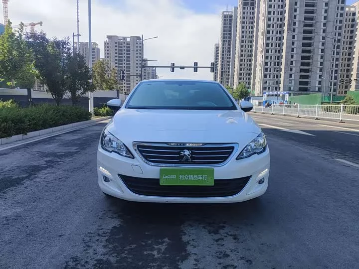 Peugeot 408