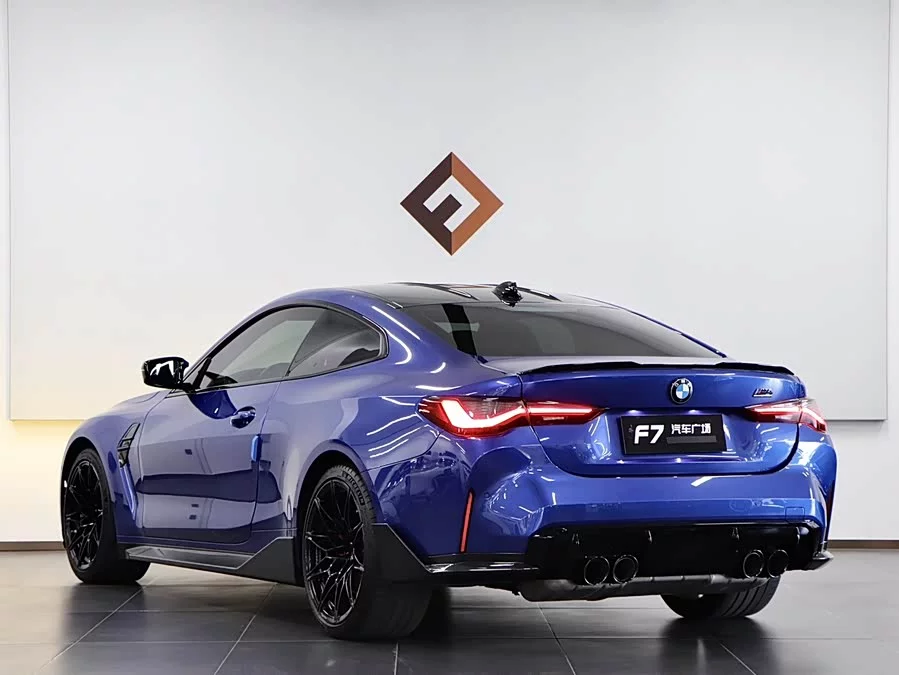 BMW M4