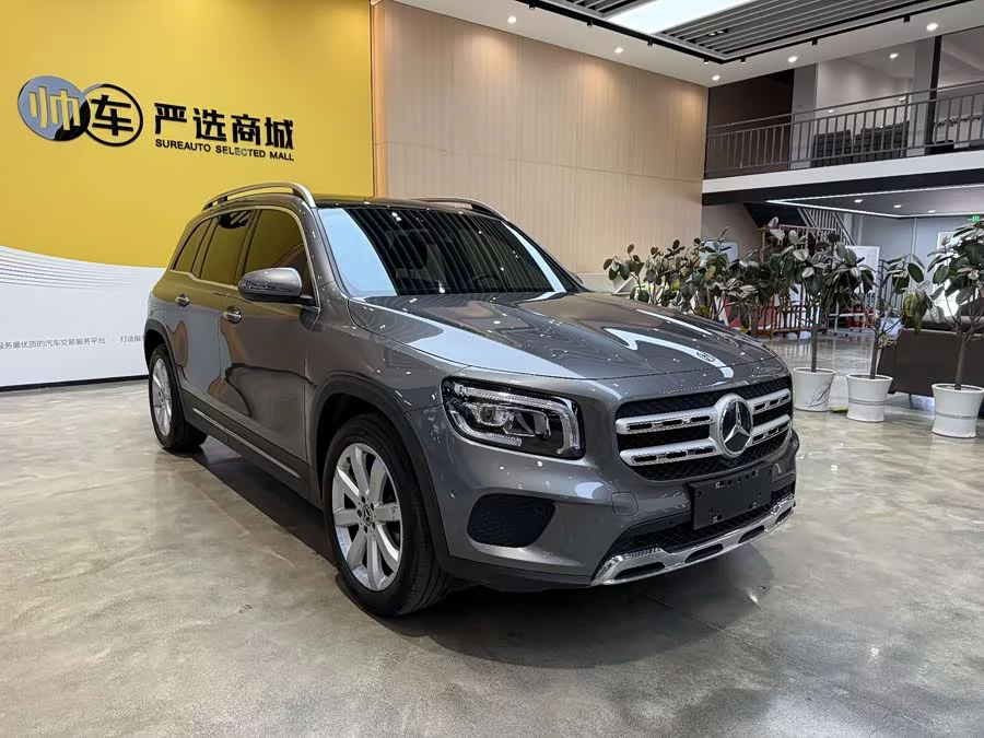 Mercedes Benz GLB