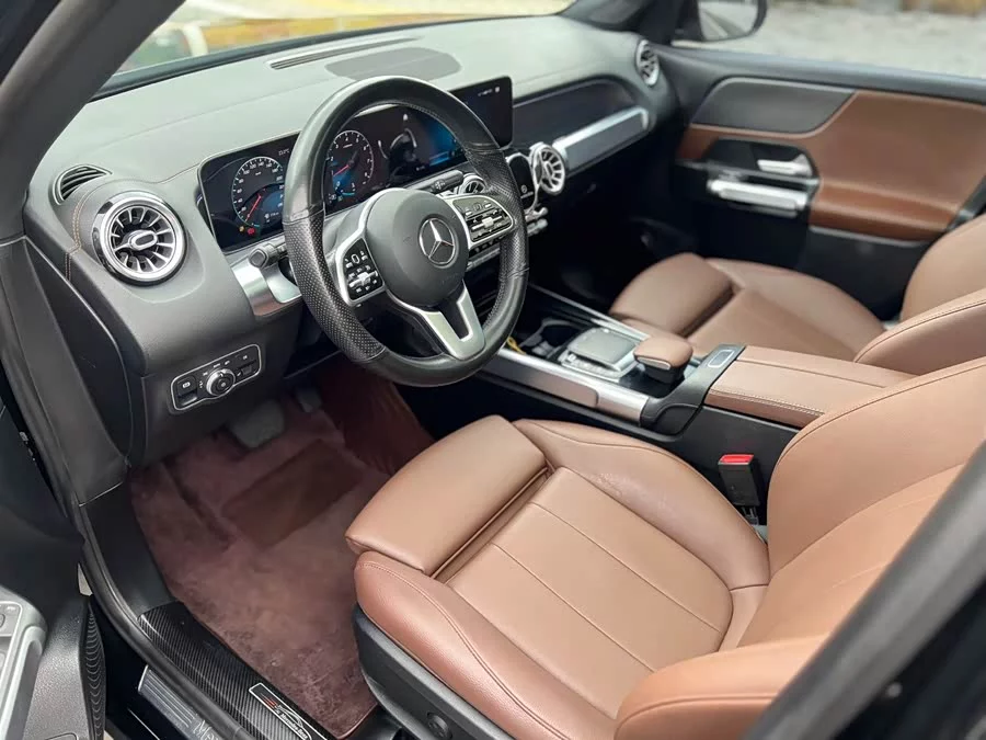 Mercedes Benz GLB