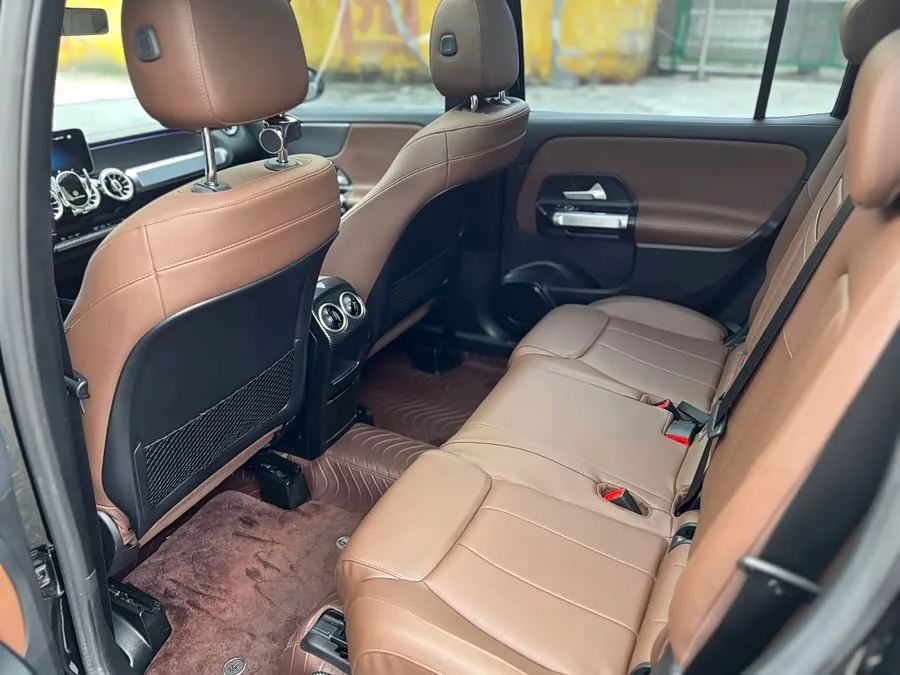 Mercedes Benz GLB